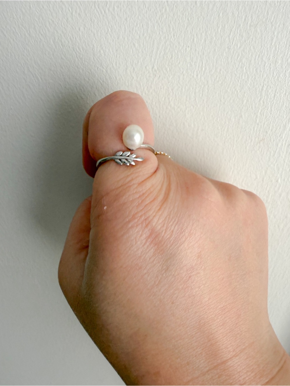 Sterling Silver Pearl Leaf Open Ring - White Pearl